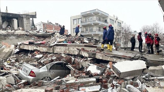 شمار کشته‌ها در زلزله ترکیه و سوریه به مرز ۵۰۰۰ نفر رسید